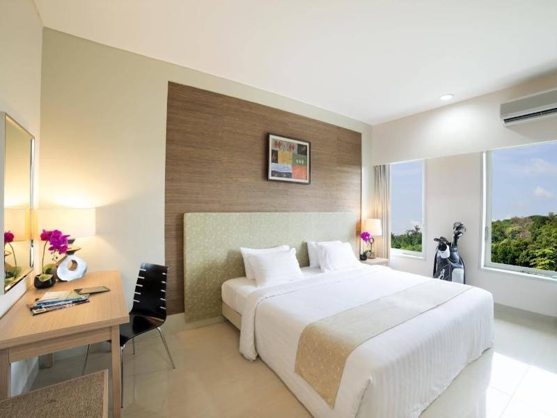Ria Bintan Golf Lodge ラゴイ エクステリア 写真